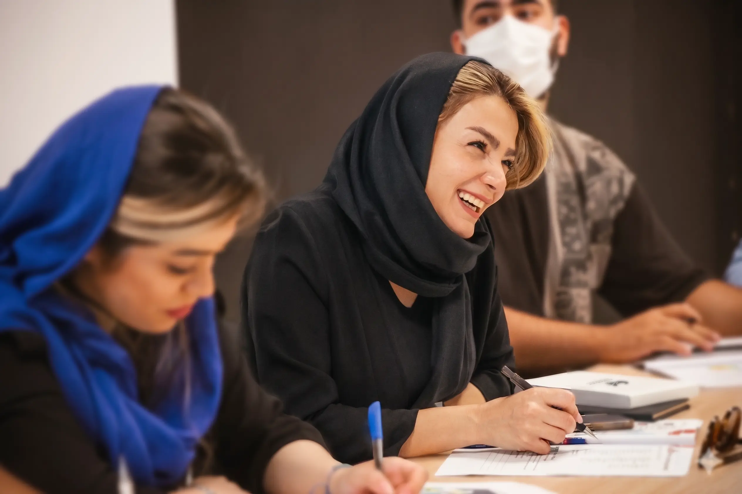 دوره دوره مکالمه ۱۰ ماهه WiKi برای آموزش زبان انگلیسی بزرگسالان